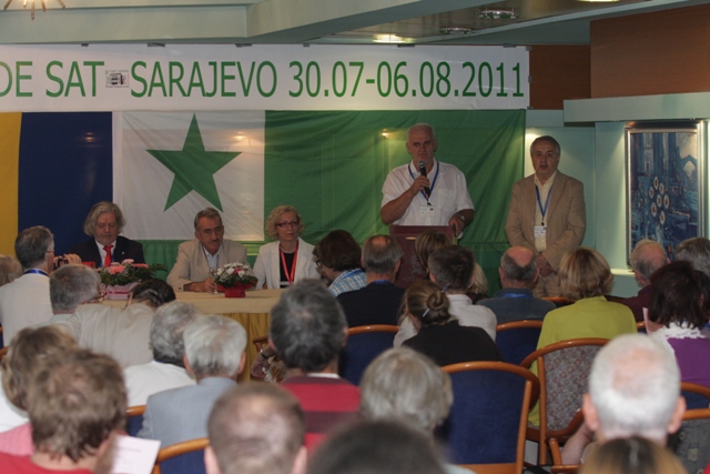 Malfermo de la kongreso: alparolas la protektanto